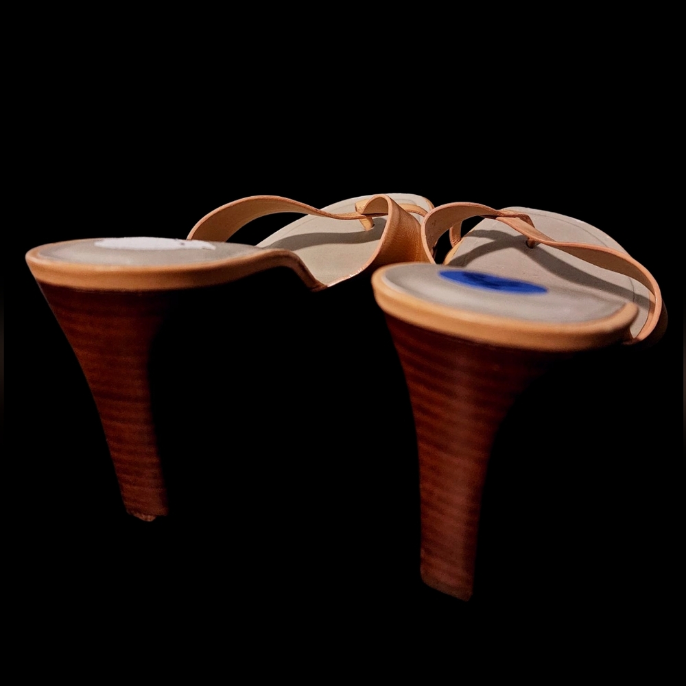Unisa Tan Heels Mule Sandals. Size 7.5 - Picture 3 of 5